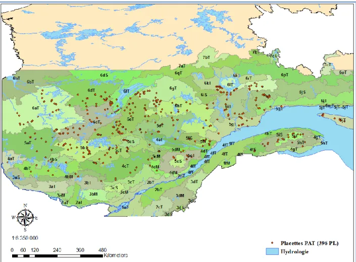 Figure 1. Carte du Québec méridional montrant la répartition des 396 placettes PAT  retenues, par sous-région écologique