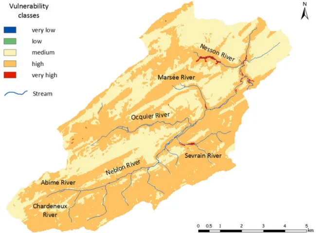 Fig. 8 Example of vulnerability map for the Néblon basin as obtained with weighting coefficients of 0.45, 0.45 and 0.10 respectively for the minimum travel time, pollution duration and maximum concentration vulnerability coefficients