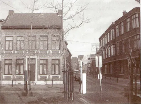 Fig. 4. Tongres, angle de la Hemeljngenstraat et de la De Tieckenstraat, vers Ie boulevard contournant la ville, cliche de l'auteur, etat actuel.