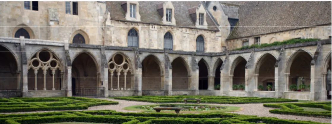 Figure 7 : Cloître de l'abbaye de Royaumont. Source : PNR Oise-Pays de France. 