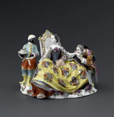 Figure 3 :  Le Baise-main, Kändler J.-J. (Meissen), 1737, porcelaine  dure polychrome, Musée du Louvre, Paris, Inv