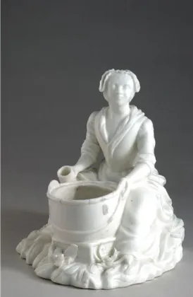 Figure 8 : La Laitière (Manufacture de Saint- Saint-Cloud), 1720-1740, porcelaine tendre émaillée,  Cité de la céramique, Sèvres