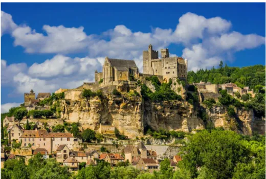 Figure 16) Panorama de la commune de Beynac (24), avril 2004. 