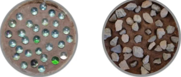 Figure 1. Preparation of disturbed samples containing glass balls (left panel) and gravels (right panel).