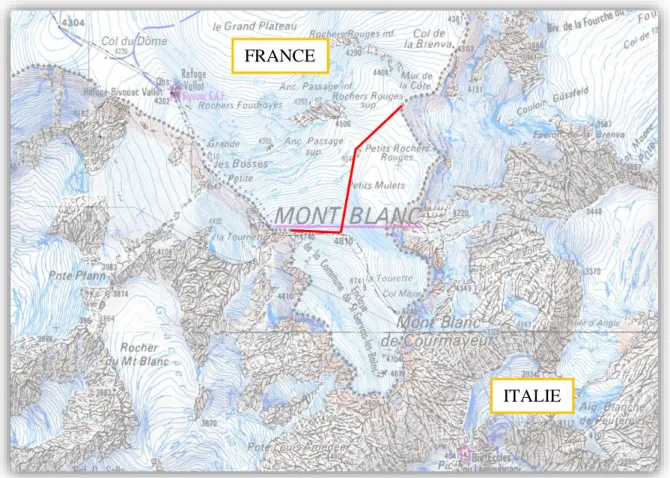 Figure 17 - Deux tracés de frontière passant sur (tracé italien en rouge) et autour (tracé français  en croix) du Mont Blanc (source : Géofoncier – IGN) 