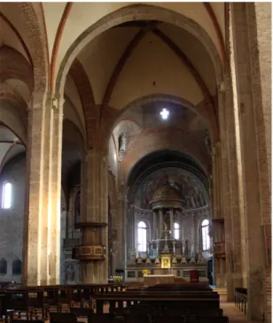 Fig.  1 7 Milano, basilica di San Simpliciano, pilastri di suddivisione delle navate.