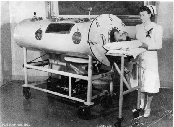 Figure  1.  Infirmi•re  aupr•s  dÕun  patient  placŽ  dans  un  poumon  dÕacier,  1938