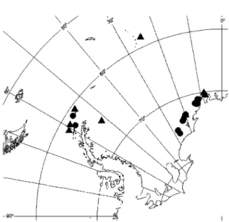 Fig. 2. Location of the 29 trap deployments. Circles and triangles indicate stations lower and deeper than 1000 m, respectively.