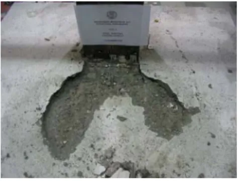 Fig. 2. Concrete slab in compression in the vicinity of the column [3] 