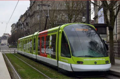 Figure 6. Le tramway, support de la communication de la  collectivité sous la marque &#34;Strasbourg the Europtimist&#34; –  DNA/Jung