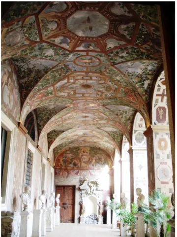 Figure 8: Loggia du premier étage au Palazzo Altemps, Rome. 