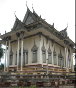 Figure 7 Tang Veuth est le concepteur du Wat  Slaket (Battambang) qu’il a dessiné et construit  entre 1966 et 1972 (Grant Ross 2003 : 51). 