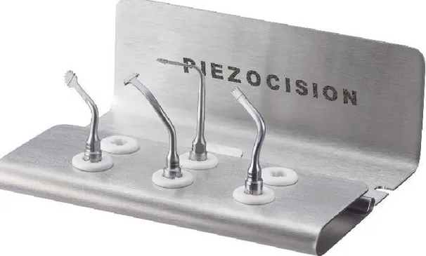 Figure 7 : Inserts ultrasoniques développés pour la réalisation d’une Piézocision (22) 