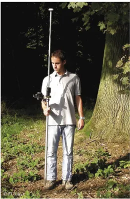 Figure 1 – Récepteur Mobile Mapper équipé d’une  antenne externe.