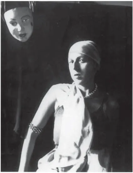 Fig. 6. Claude Cahun, Autoportrait, vers 1928, coll. Musée des Beaux-Arts, Nantes.