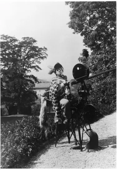 Fig. 1 : S. M. Eisenstein en tant que Don Quichotte, La Sarraz, 1929  (Collection Cinémathèque suisse)