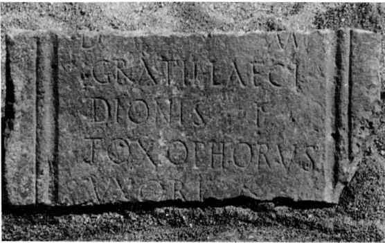 Fig.  2.  —  Die.  Épitaphe  de  Gratilla. 