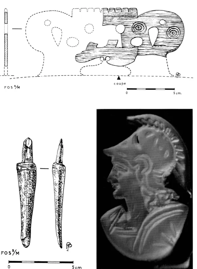 Fig. 5-6.  —  Fos.  Dépotoir.  Chevalet de lyre à 8 cordes 