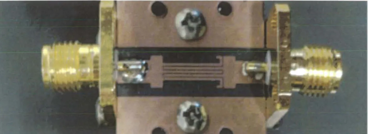 Figure 30  :  Prototype  du  filtre  de  référence  à  simple  encoche  (FRr)  après  fabrication