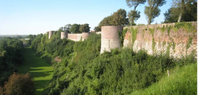 Illustration 2: Les remparts de-Montreuil-sur Mer par S.Declercq 