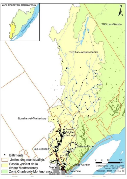 Figure 1-3 - Délimitation du sous-bassin Montmorency (en médaillon), et emplacement  des aménagements urbains le long de la rivière (OBV Charlevoix-Montmorency, 2014)