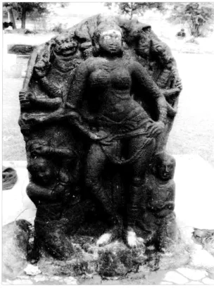 Fig.  23. La déesse de la victoire de Taccur. 