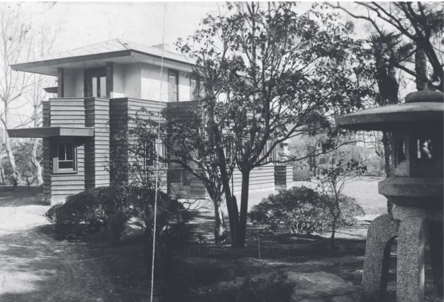 Fig. 6 : Antonin Raymond, résidence de l’Ambassadeur de France à Tōkyō, 1924. La maison réalisée pour  Paul Claudel, après le Grand tremblement de terre du Kantō de 1923
