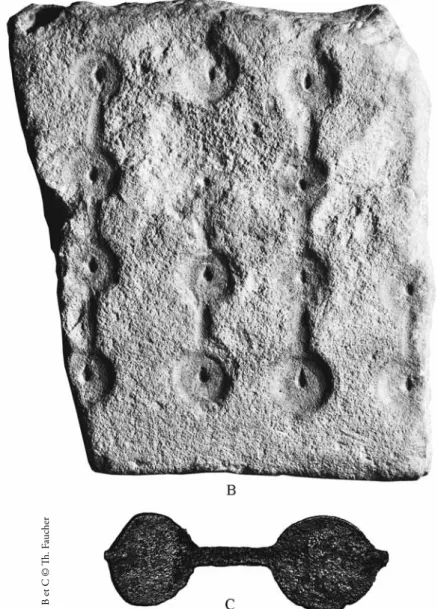 fig. 16.  Éléments de comparaison  provenant d’autres sites.  A. « Imitation  barbare », 33 mm, 25,73 g, CNG Mail  Bid Sale 73 (2006) lot 510
