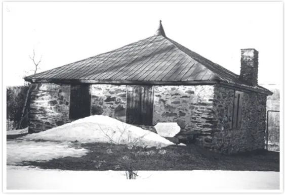 FIGURE 2  THE OLD STONE SCHOOL, MELBOURNE Credit: Roderick MacLeod.