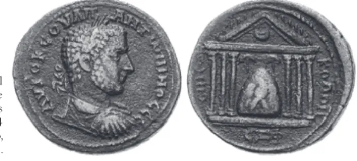 Fig. 5 - le bétyle d’élagabal  sur une monnaie de bronze  d’émèse frappée sous uranius  Antonin en 253-254 (classical numismatic Group,  www.cngcoins.com, Id 52955).