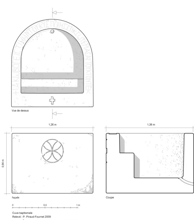 Fig. 3 : Cuve baptismale en basalte 