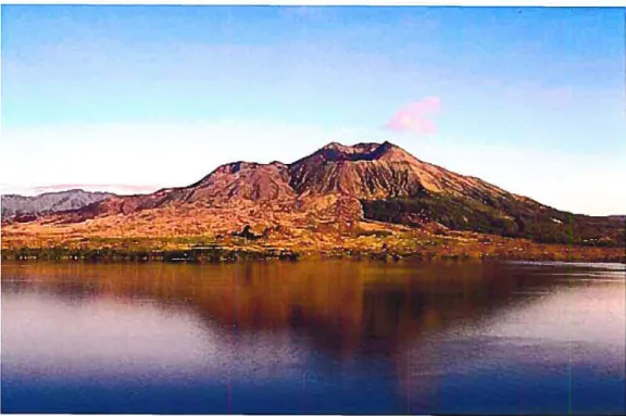Fig. 4 : Mont Batur (1 717 mètres)