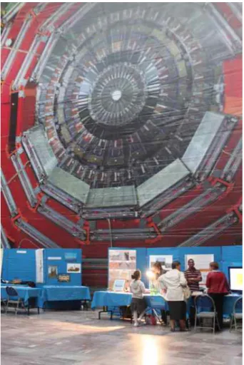 Illustration 1 : Un détecteur du LHC 172  en « vedette »   à la Fête de la Science à Strasbourg en 2011 (Source : Urbas) 