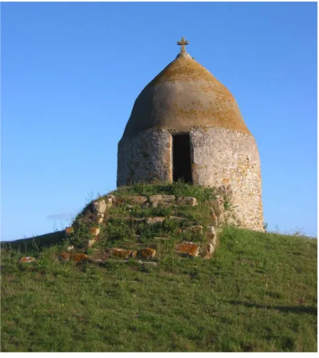 Figure 8: Early medieval chapel on the Modez Island (photo by M.Y. Daire). 