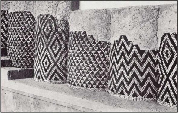 Fig. 4.  Mesopotamia, Uruk (Warka). Decorazione parietale a mosaico costituita da coni di 