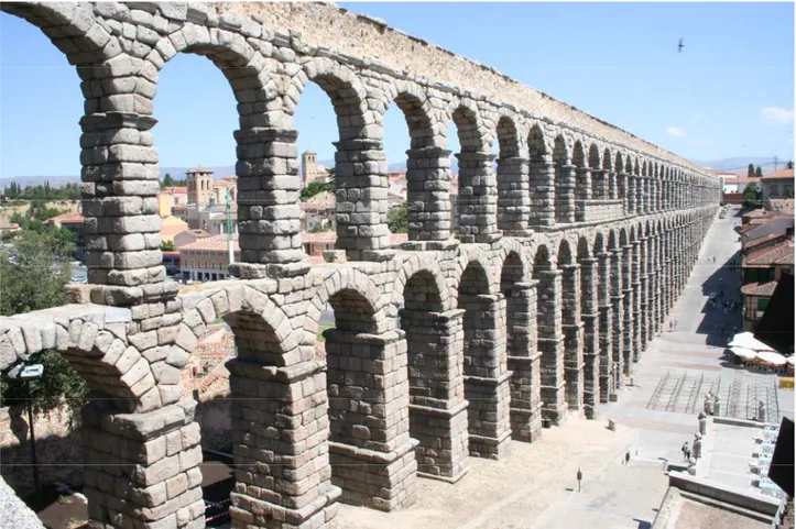 Fig. n° 2.7. The Segovia Roman Aqueduct, built during the reign of the Roman Emperor Traianus (reigned  98-117 B.C.); it carried water 16 km from Frio River to the city of Segovia (Spain)