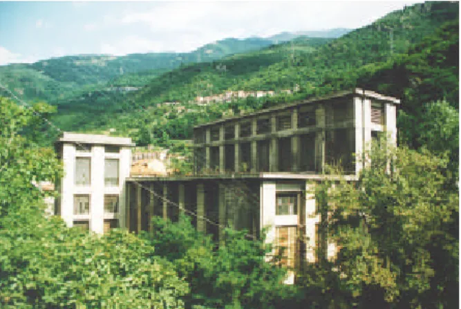 Fig. 5 - L'ex Centrale idroelettrica dell'Enel a Cedegolo  (Valle Camonica, Brescia). 