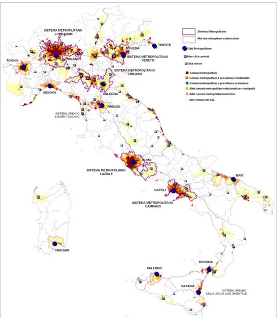 Figura  1 Mappa  aggiornata  dei  sistemi  metropolitani  e  urbani  in  Italia  (elaborazioni  Cresme:  Centro Ricerche Economiche, Sociologiche e di Mercato su dati ISTAT, 2007) 