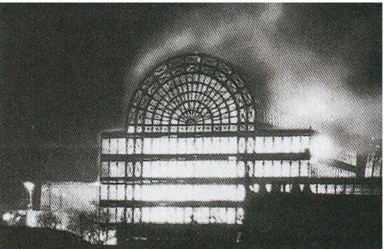 Figura  21.  Il  30  Novembre  1936  un  violento  incendio  distrusse  il  Crystal  Palace