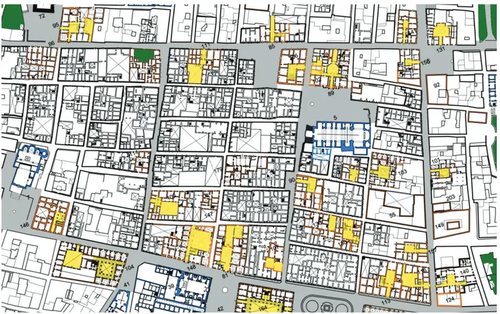 Figura 3. L’Aquila, rilievo tipologico del tessuto edilizio. In evidenza gli edifici religiosi e le tipologie palazziate.