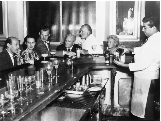 Fig. 7. Hemingway al Floridita, celebre locale di Cuba dove bere Daiquiri