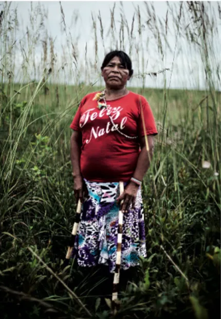 Figure 2: Paulo Siqueira, anonymous woman of the Guarani-Kaiowá indigenous group, published in National