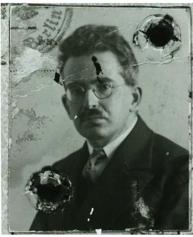 Fig. 1 - Walter Benjamin intorno al 1928 –Walter Benjamin  Archiv, Akademie der Künste, Berlin