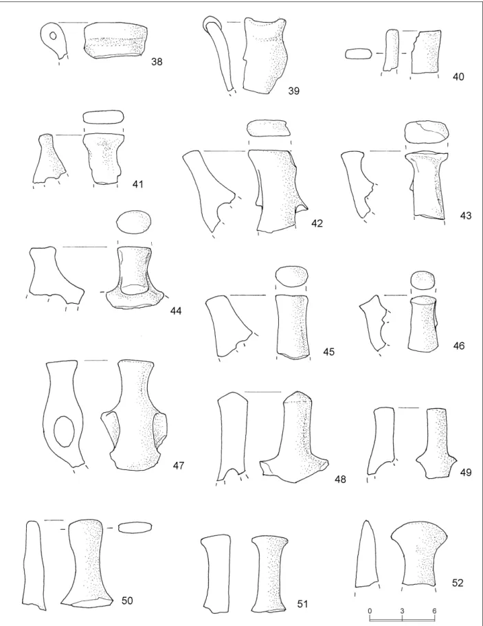 Fig. 7. S. Biagio, Larga Piazzetta. Manici a nastro (38-39); anse con terminazione asciforme (40-42, 50); anse con appendice  cilindro-retta (43-49, 51); ansa con appendice a flabello (52)