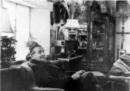Fig.  5,  Mario  Rimoldi  nella  sua  abitazione,  Cortina  d’Ampezzo,  Archivio Regole d’Ampezzo