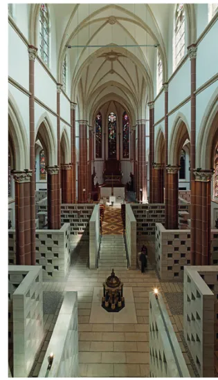 Fig. 20  Interior view of the church focused on the zoning between  liturgical and urn space