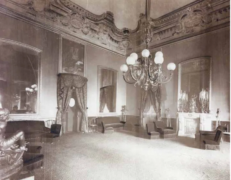 Fig. 11. Palermo, Palazzo Larderia-Ganci, Salone, fotografia della fine del XIX sec.