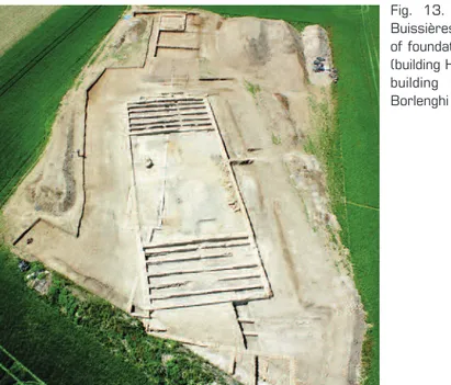 Fig.  13.  Panossas,  loc. Buissières (France). View of foundation the granary (building H), built atop the building  E  (from  Poux, Borlenghi 2016, ﬁg