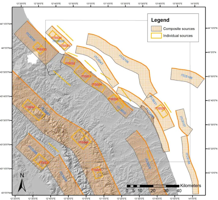 Fig. 2.7 - Rappresentazione delle sorgenti sismogenetiche individuali e composite che  interessano l’area di studio (indicata dal quadrato a bordo nero)