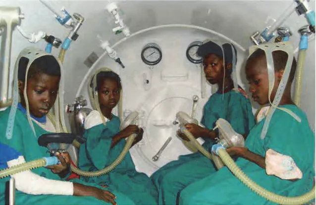 Fig. 7. The four place hyperbaric oxygen chamber functioning at the Centre de Dépistage et de 